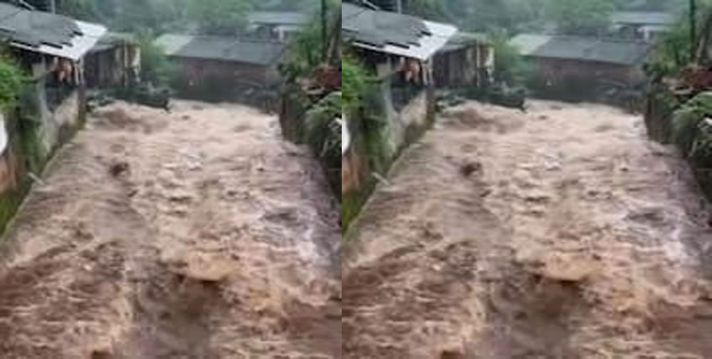 महाडमधील देशमुख कांबळे गावात ढगफुटीसदृश्य पाऊस
